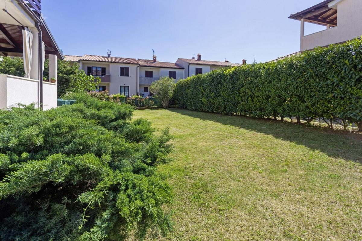 Nada In Vinkuran Villa Pula Exterior photo